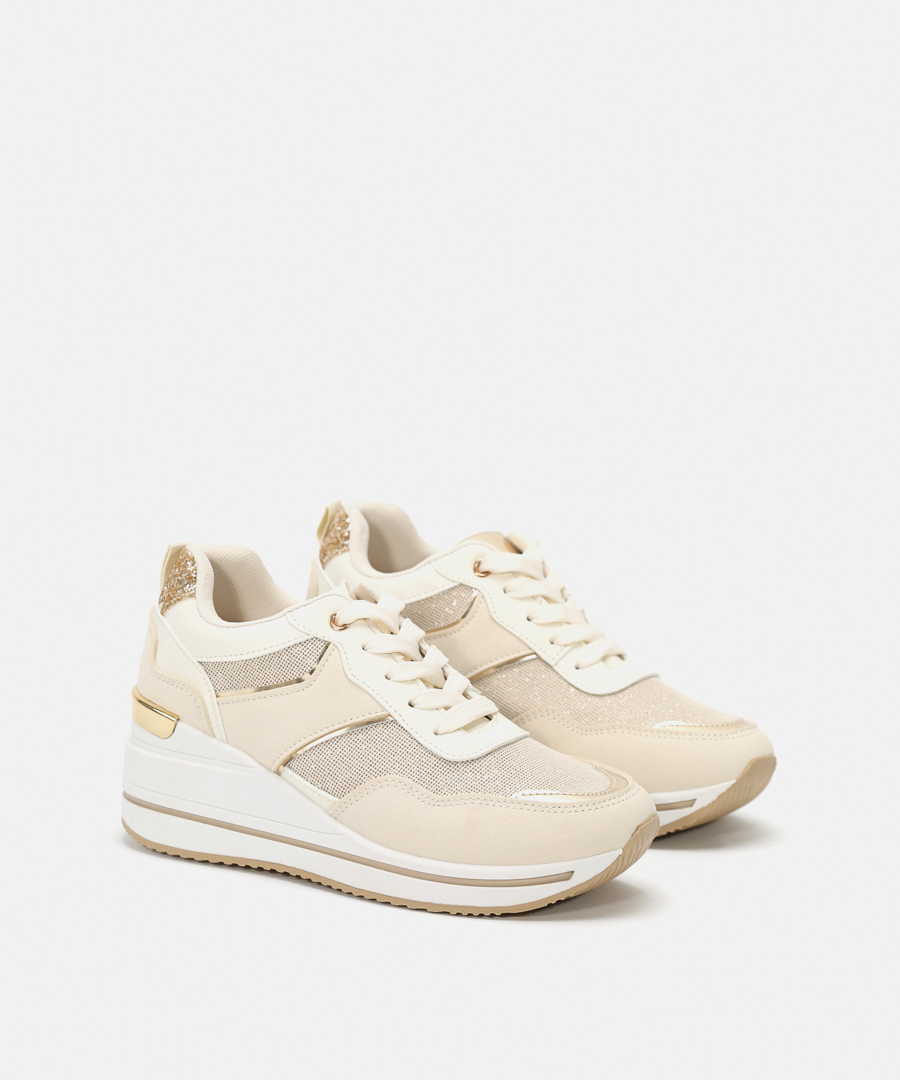 Zapatillas cu&ntilde;a detalles image number null